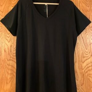 Woolx Black V-Neck Women's Tee